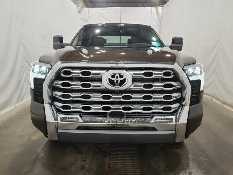 Toyota Tundra * PLATINUM HYBRID CREW CAB SHORT BED * CARFAX * БЕ, снимка 8 - Автомобили и джипове - 52929569