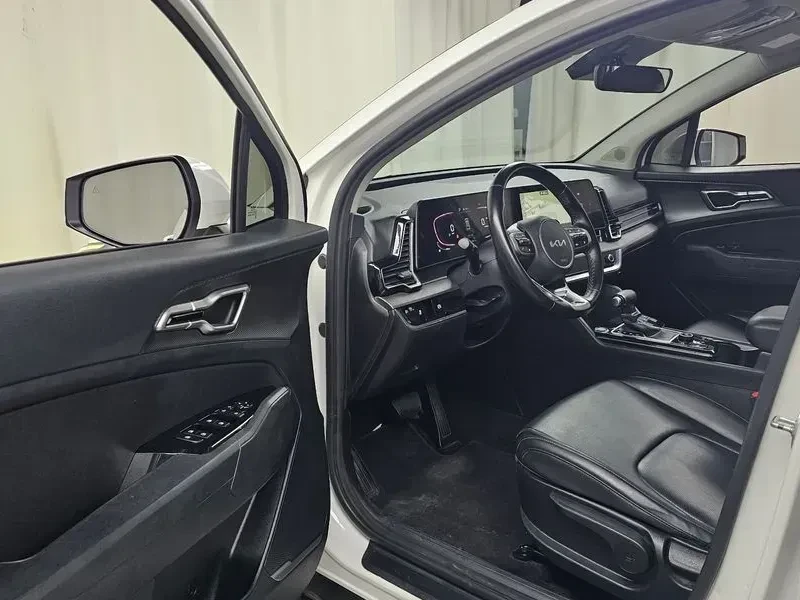 Kia Sportage 5Th Generation Gasoline 1.6 Turbo 2Wd Trendy, снимка 3 - Автомобили и джипове - 55146131