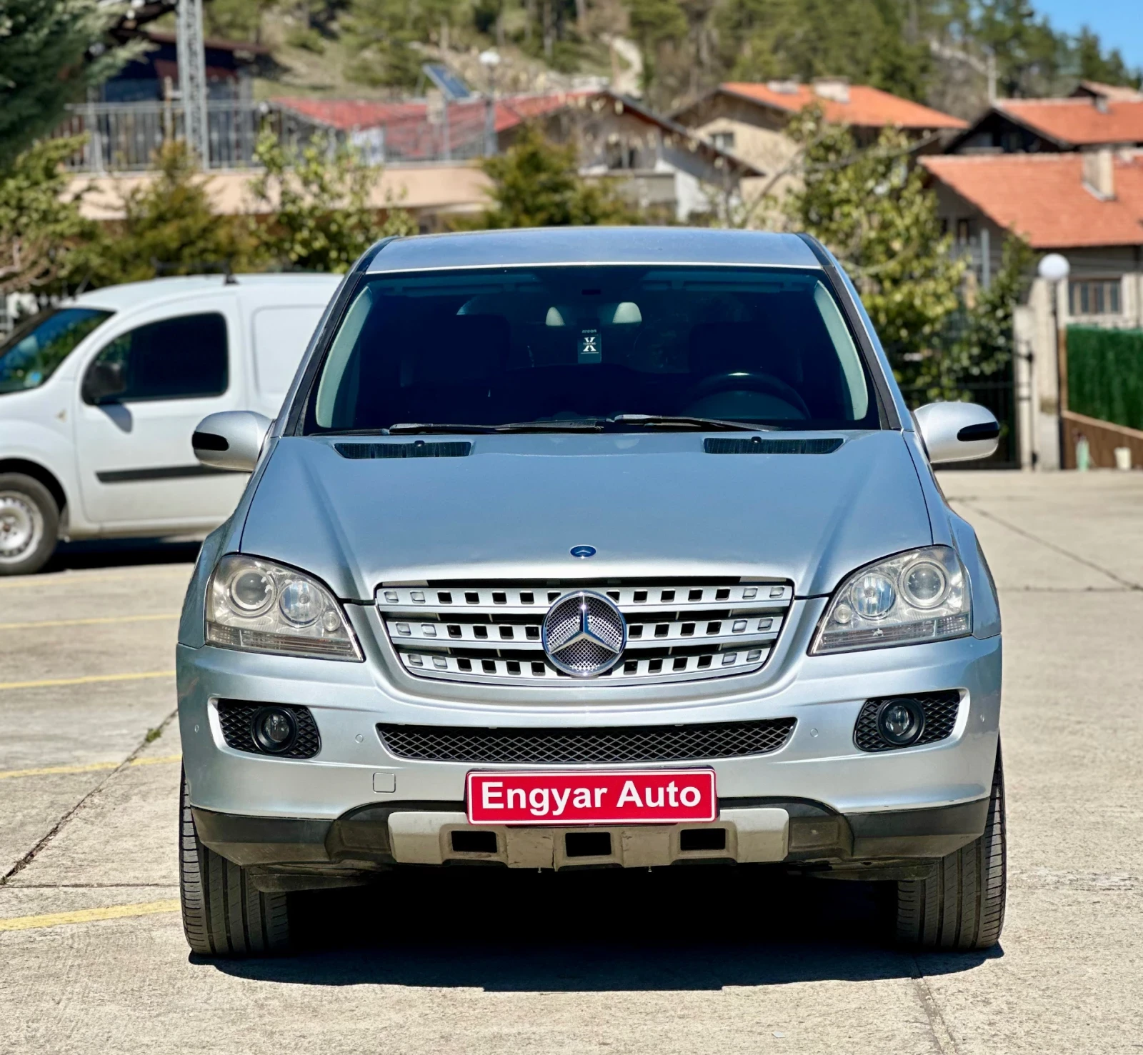 Mercedes-Benz ML 320 4 MATIC - изображение 2