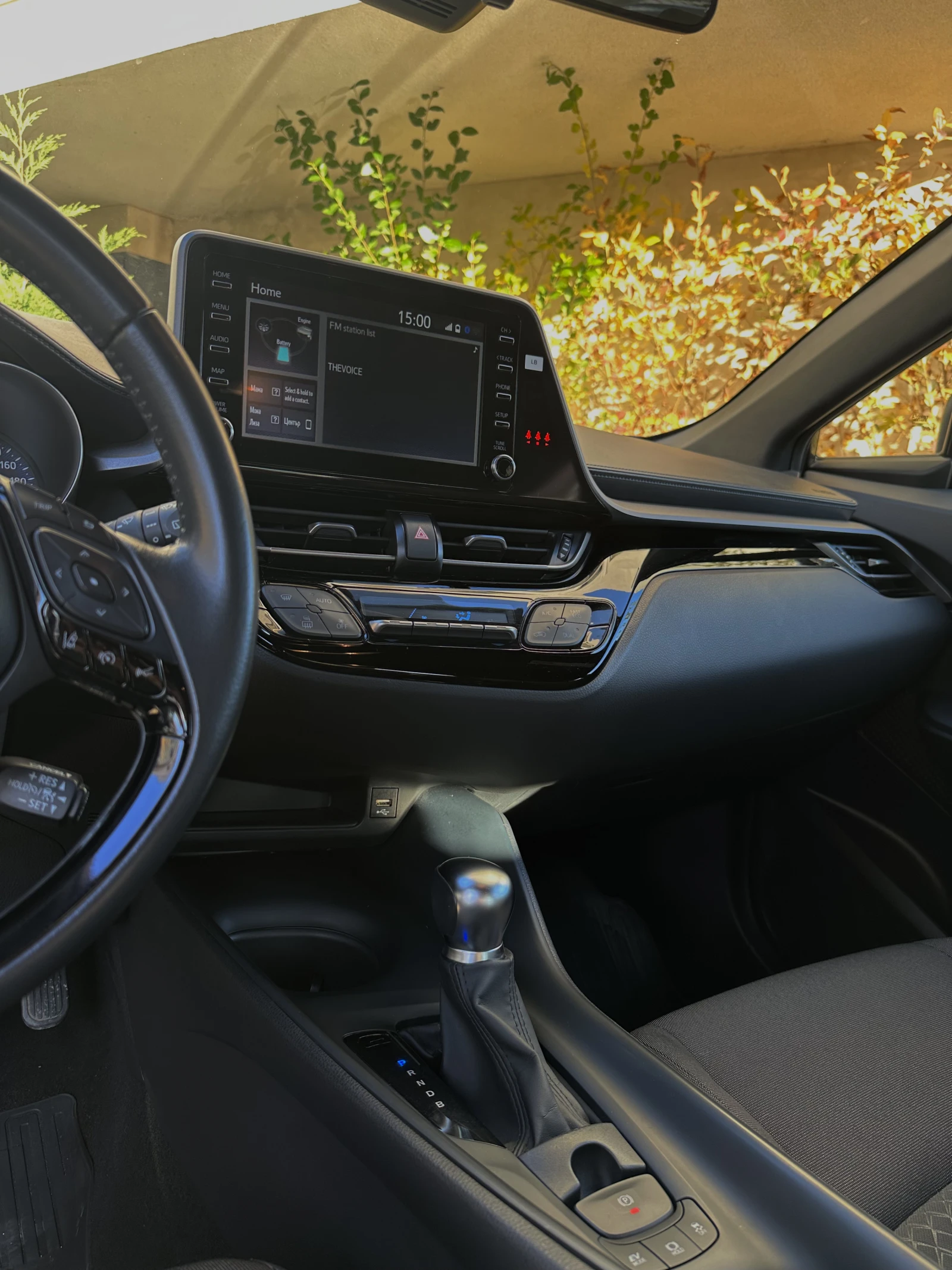 Toyota C-HR 1.8 HYB E-CVT - изображение 8