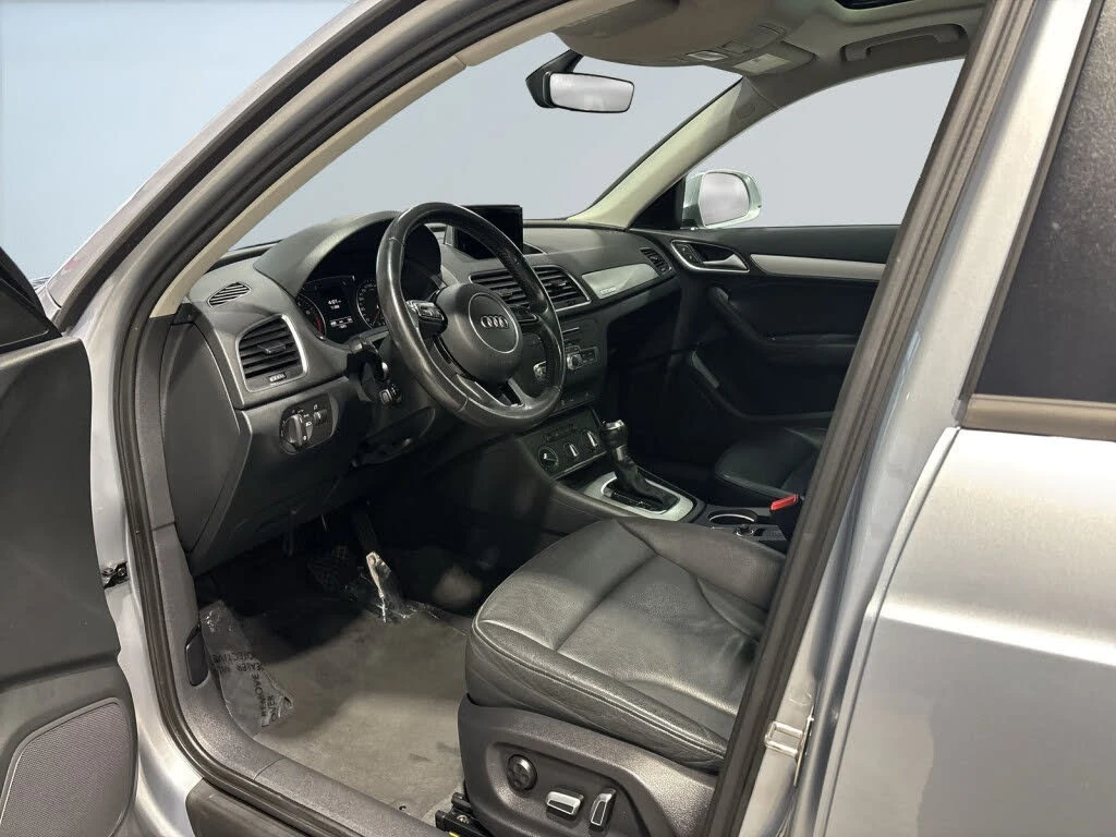 Audi Q3 * АвтоКредит * (ЦЕНА ДО БГ), снимка 8 - Автомобили и джипове - 53998100