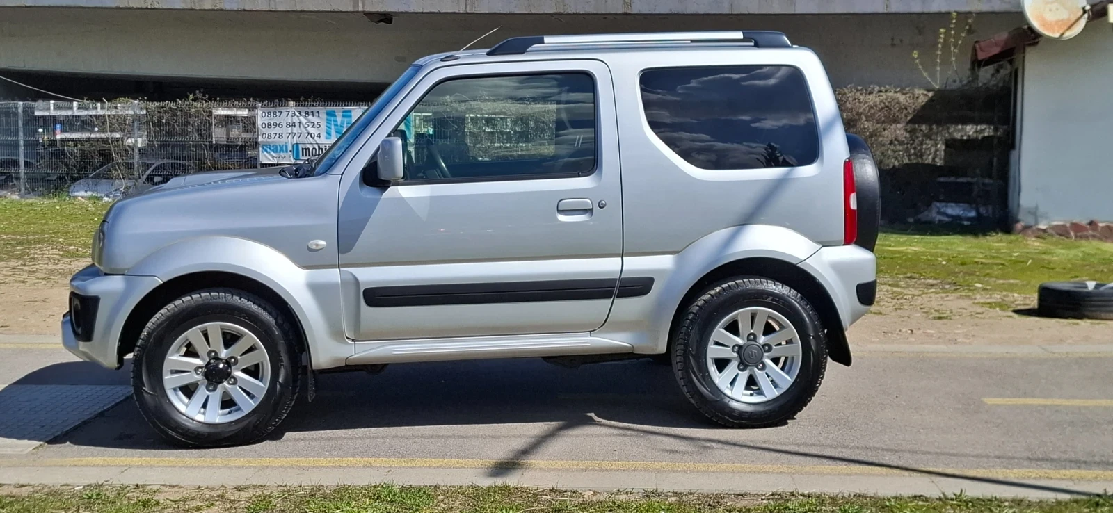 Suzuki Jimny 1.3  4х4 Кожен Салон 151000км , снимка 4 - Автомобили и джипове - 54155778