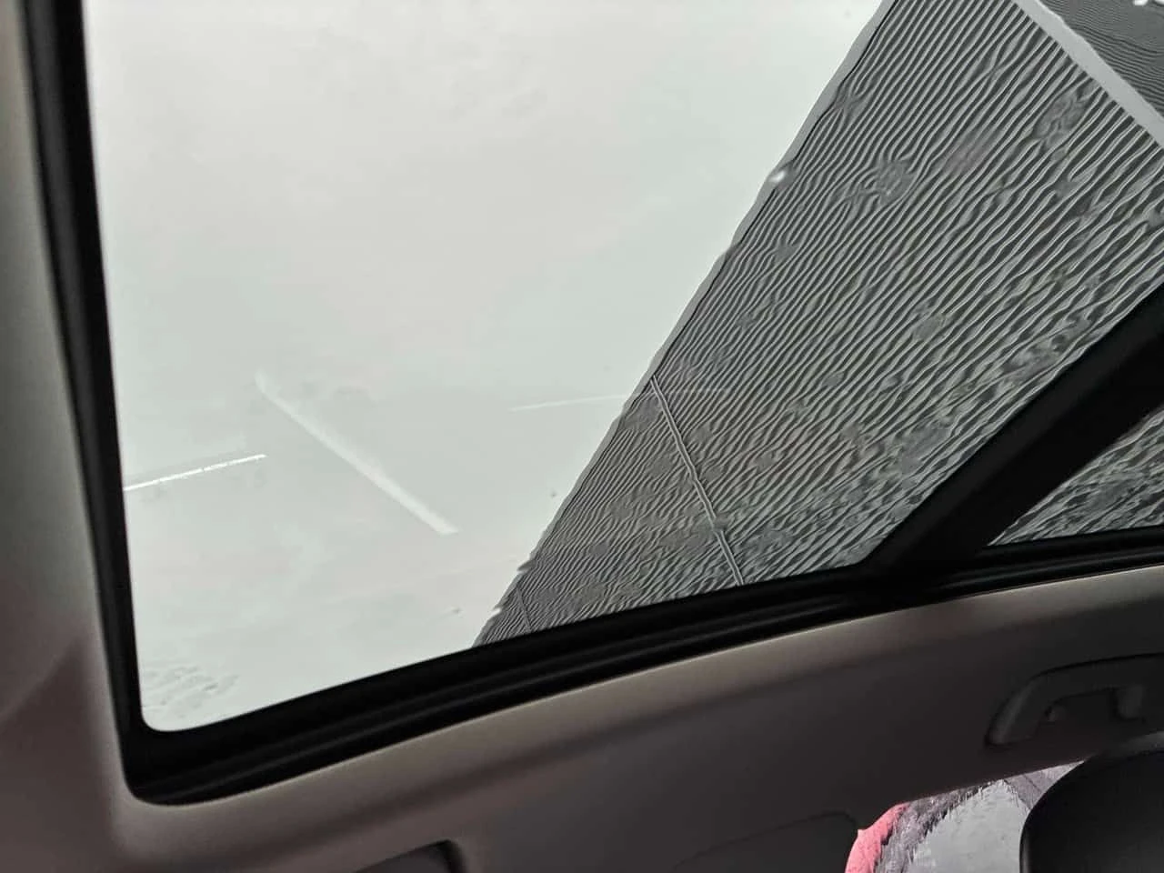 Audi Q3 * Progressiv * CARFAX * ЦЕНА ДО БГ, снимка 14 - Автомобили и джипове - 54205150