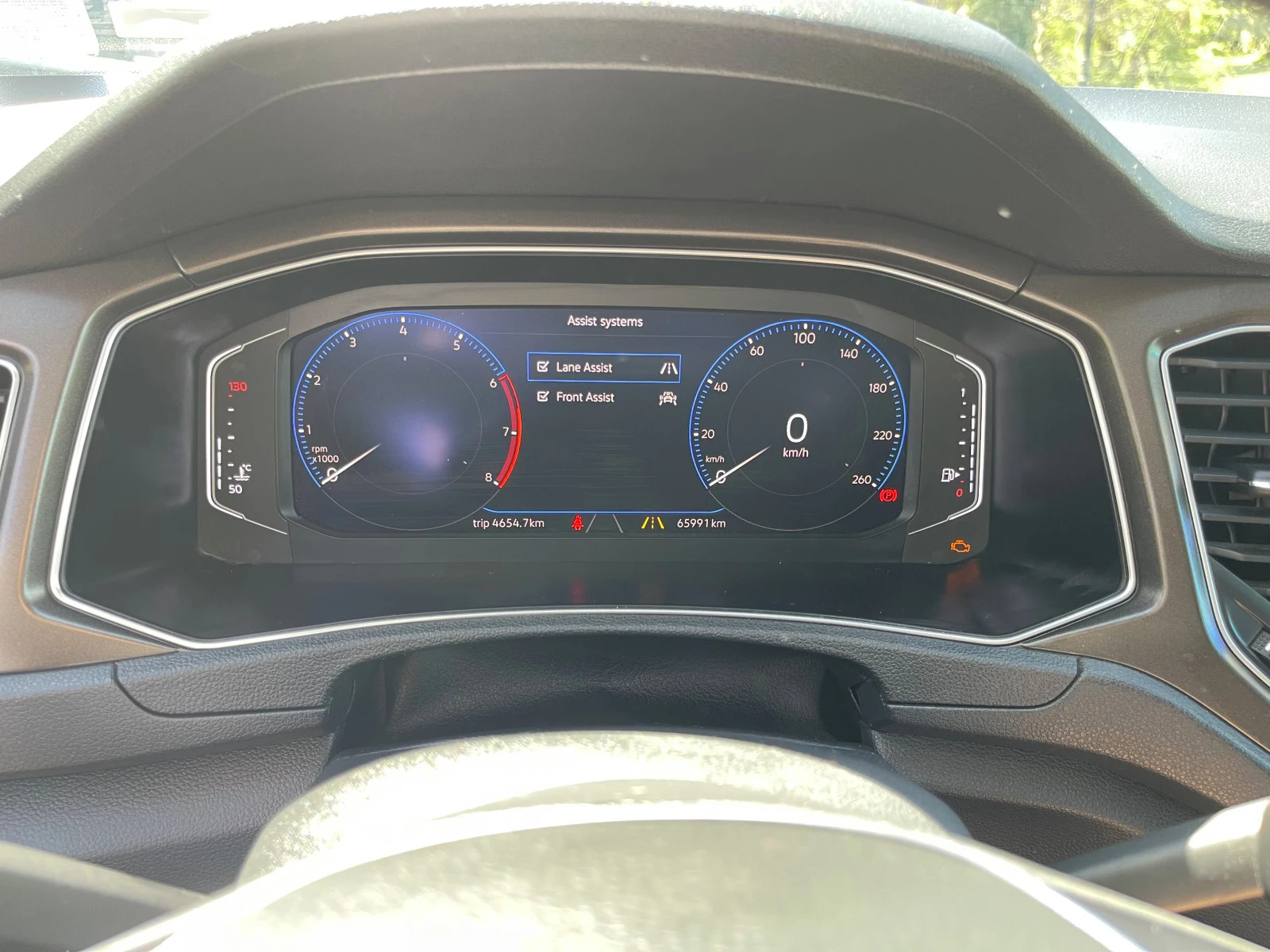 VW T-Roc 1.5 TSI - 66000 км, снимка 13 - Автомобили и джипове - 54254684