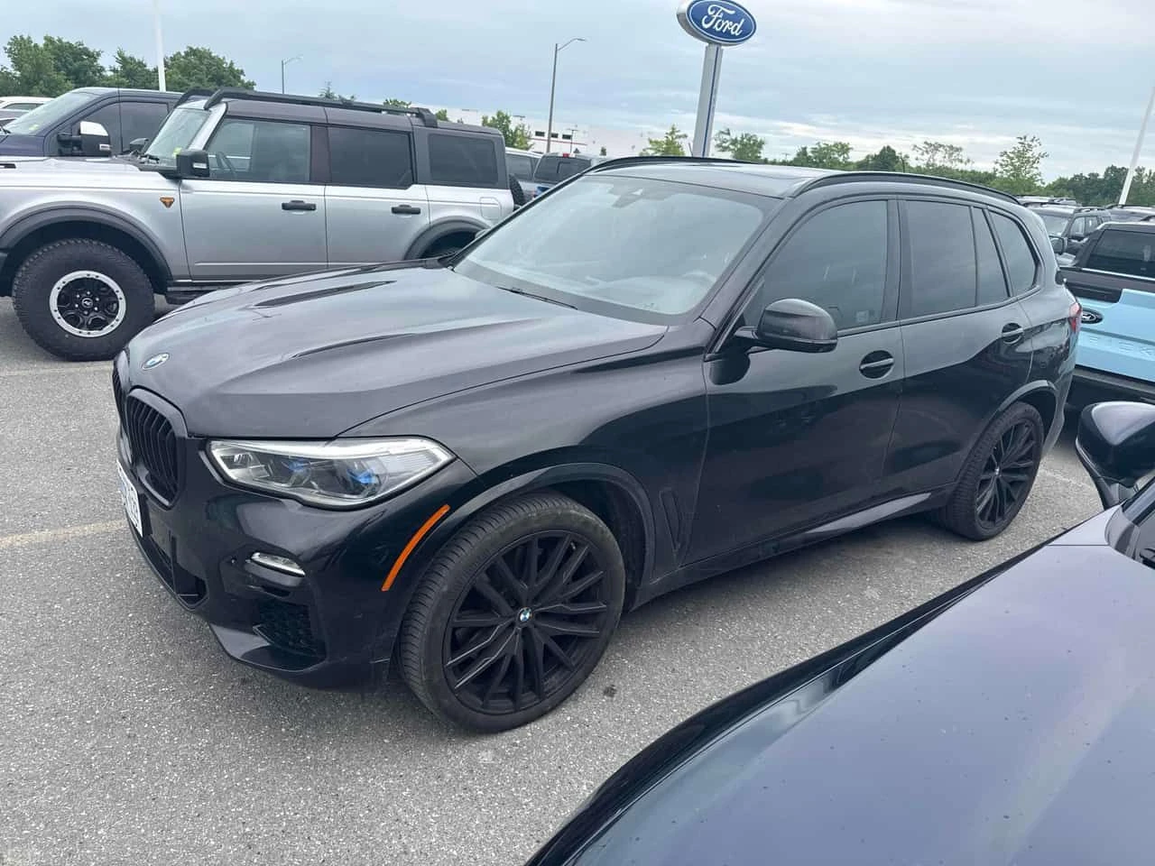 BMW X5 * M50i * 360 КАМЕРА * ЛАЗЕРИ * ПАНОРАМА * , снимка 2 - Автомобили и джипове - 55017168