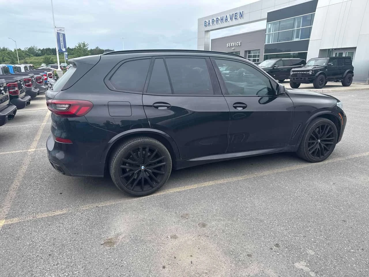 BMW X5 * M50i * 360 КАМЕРА * ЛАЗЕРИ * ПАНОРАМА * , снимка 3 - Автомобили и джипове - 55017168