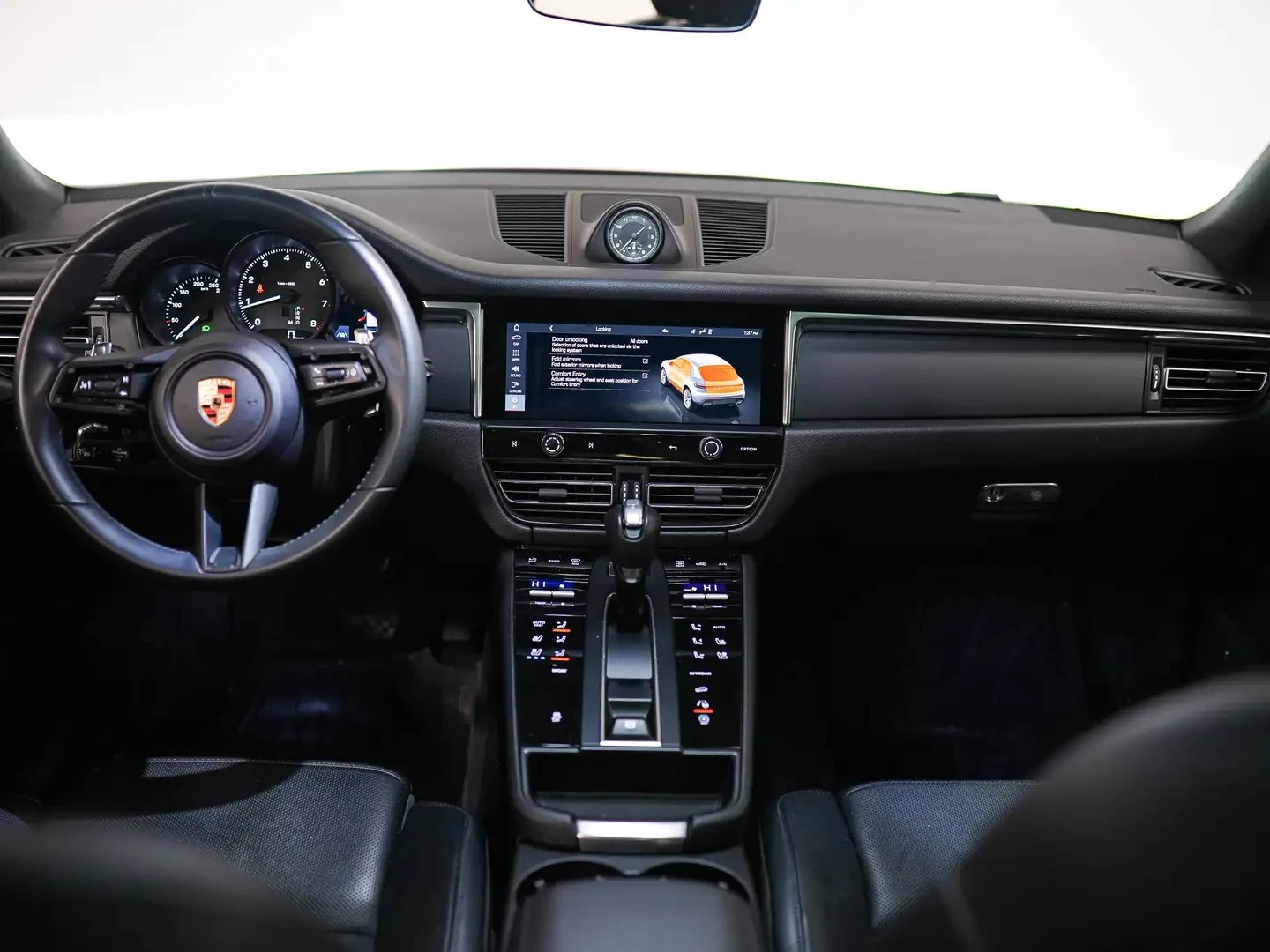 Porsche Macan PREMIUM PLUS LOADED ЦЕНА ДО БЪЛГАРИЯ АВТОКРЕДИТ, снимка 8 - Автомобили и джипове - 55848895