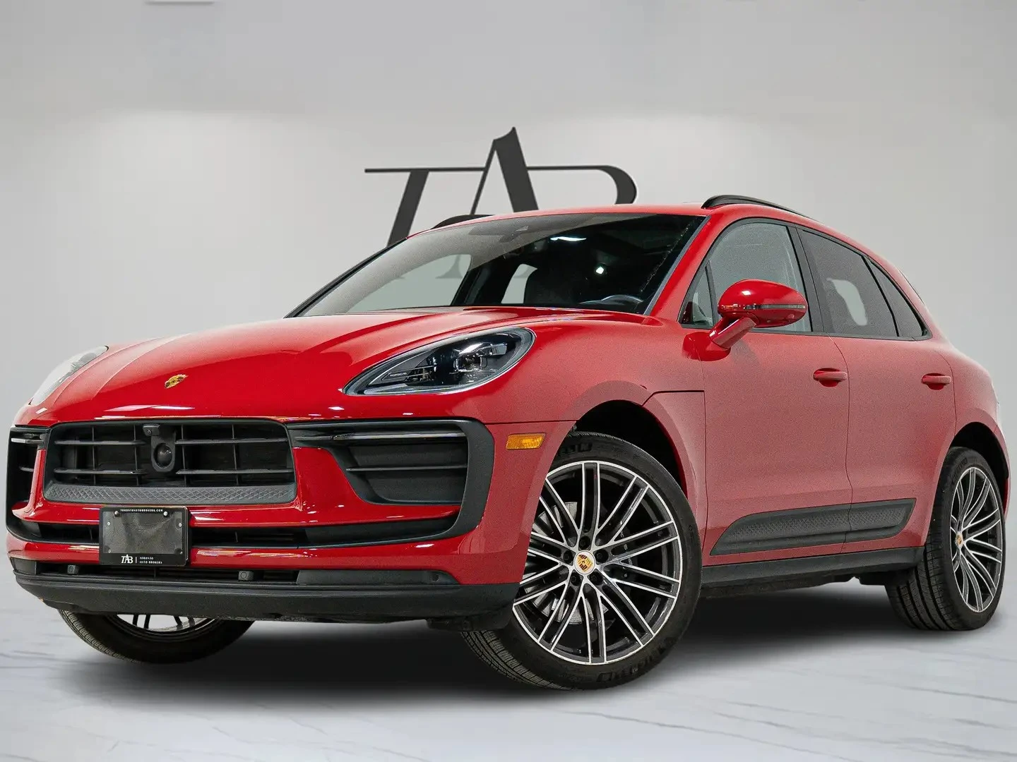 Porsche Macan PREMIUM PLUS LOADED ЦЕНА ДО БЪЛГАРИЯ АВТОКРЕДИТ, снимка 2 - Автомобили и джипове - 55848895