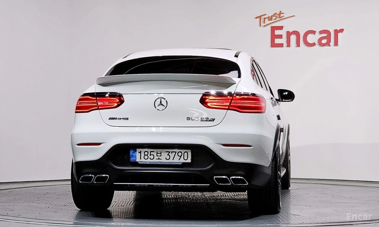 Mercedes-Benz GLC 63 AMG S* 4MATIC+ * BURMESTER* ДИСТРОНИК* ХЕДЪП* 360КАМЕР, снимка 4 - Автомобили и джипове - 55973356