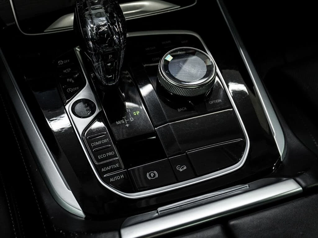 BMW X5 50i* M* SPORT* LASER* HARMON* KARDON* 360КАМЕРА* L, снимка 11 - Автомобили и джипове - 55987958