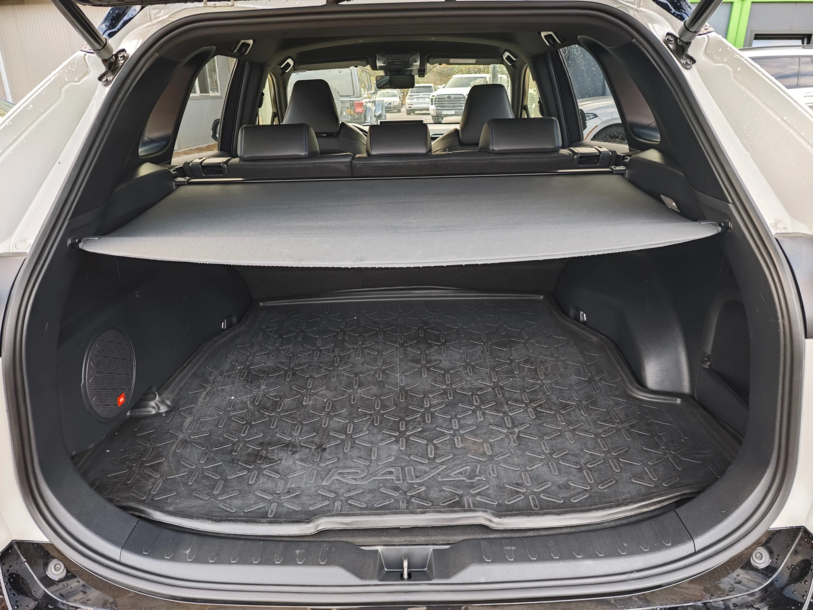 Toyota Rav4 Bi-Tone 4X4 360cam. JBL | Mobile.bg � ����������� 11