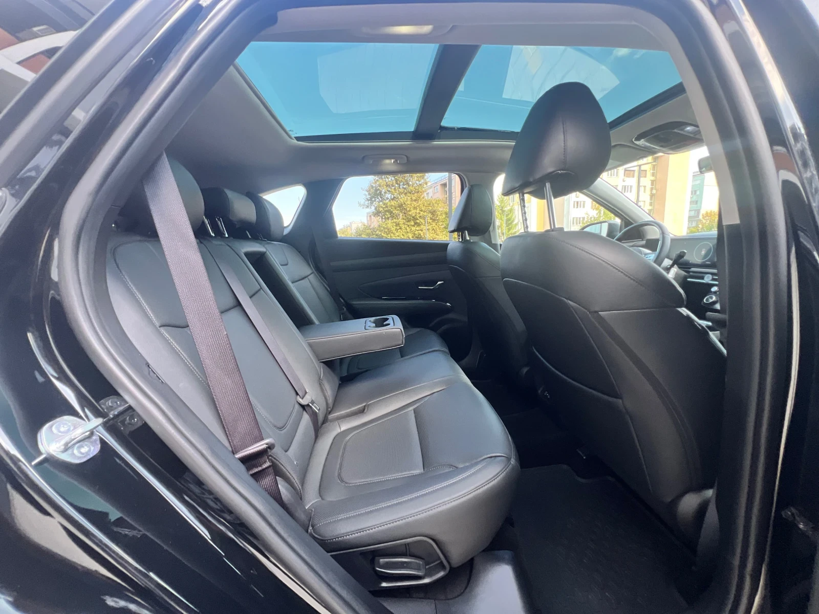 Hyundai Tucson 2.5* 4�4* FACELIFT * 25 000km | Mobile.bg � ����������� 10