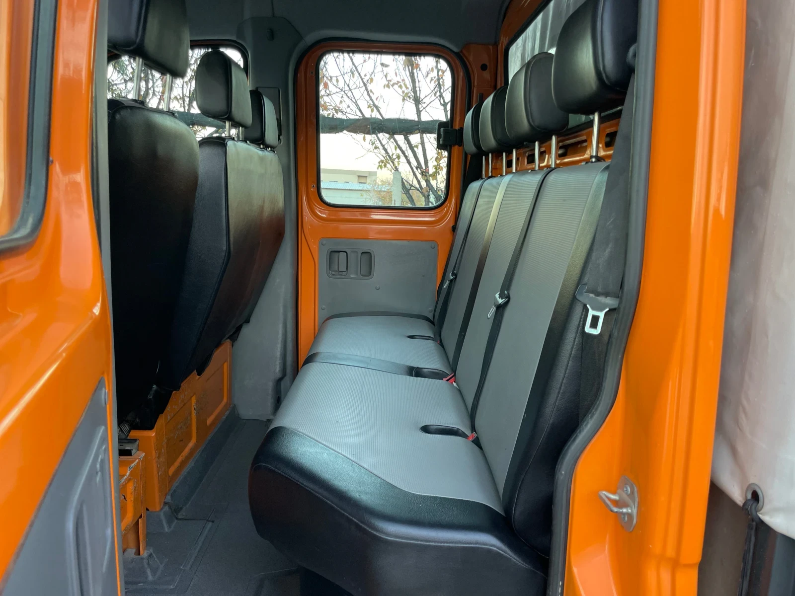 VW Crafter ДВОЙНА КАБИНА 6+ 1  - изображение 8