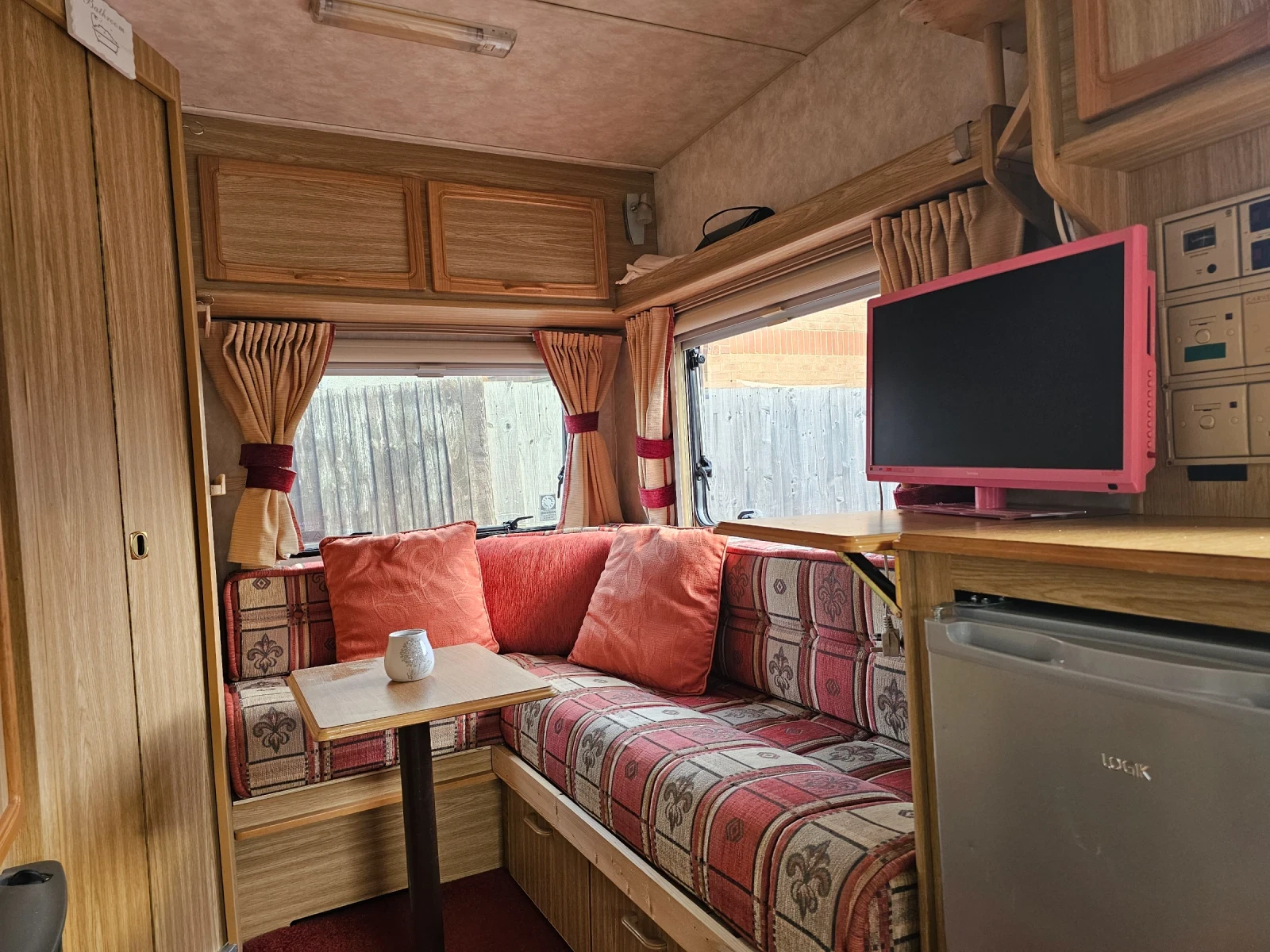  Eldis Firestorm  | Mobile.bg   16