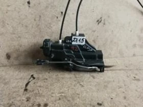 Задна дясна брава MERCEDES A W168, снимка 1