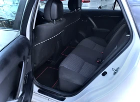 Toyota Avensis 2.0, снимка 10