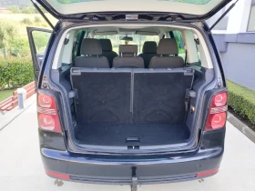 VW Touran 2.0 TDI BMM 6ск 7места Hi-Line Navi, снимка 15