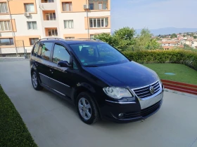 VW Touran 2.0 TDI BMM 6ск 7места Hi-Line Navi, снимка 16