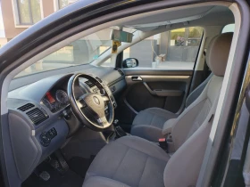 VW Touran 2.0 TDI BMM 6ск 7места Hi-Line Navi, снимка 10