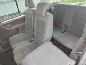 VW Touran 2.0 TDI BMM 6ск 7места Hi-Line Navi, снимка 10