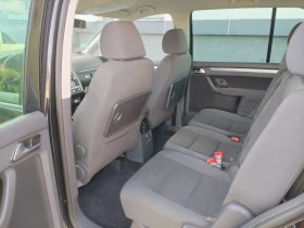 VW Touran 2.0 TDI BMM 6ск 7места Hi-Line Navi, снимка 9