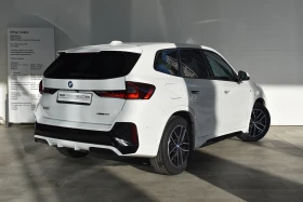 BMW iX1 xDrive30, снимка 2