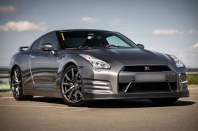 Nissan Gt-r R35 BLACK EDITION