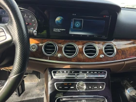 Mercedes-Benz E 300 AMG* PACK* 4MATIC* BURMESTER* ПОДГРЕВ* КАМЕРА* КЕЙ, снимка 9