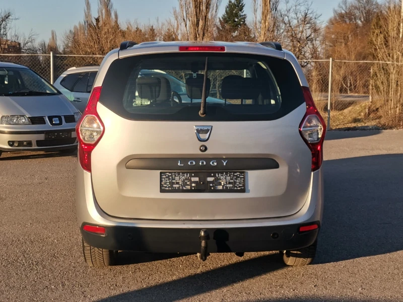 Dacia Lodgy 1.2i EURO5B, снимка 4 - Автомобили и джипове - 44327244