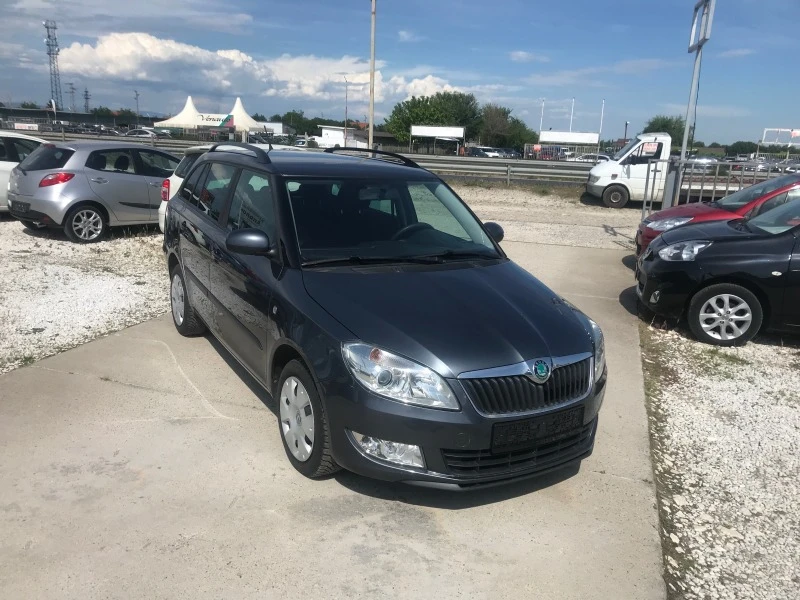 Skoda Fabia Face lift, снимка 2 - Автомобили и джипове - 45627417