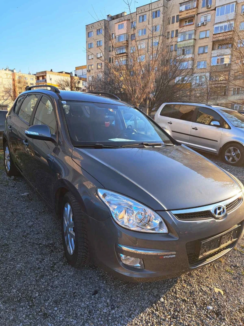 Hyundai I30 1.6 CRDI, снимка 3 - Автомобили и джипове - 49364382