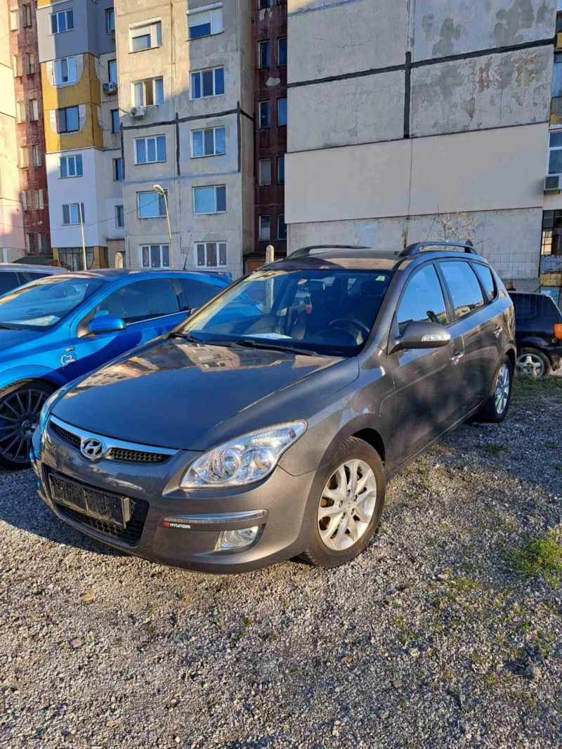 Hyundai I30 1.6 CRDI, снимка 1 - Автомобили и джипове - 49364382