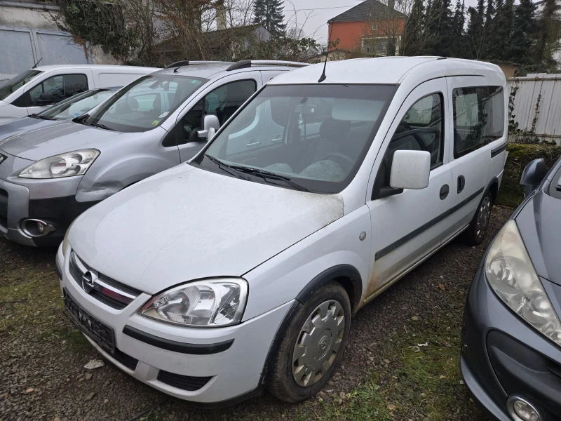 Opel Combo, снимка 1 - Автомобили и джипове - 49364071