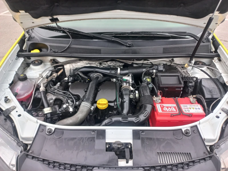 Dacia Logan 1.5dci климатик, снимка 7 - Автомобили и джипове - 51411638