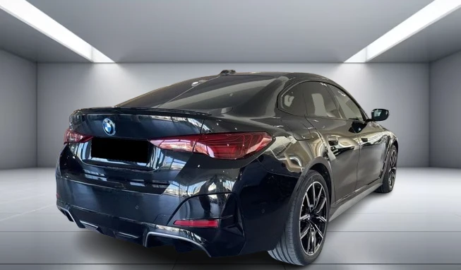 BMW i4 eDrive 35 Gran Coupe = M-Sport Pro = �������� | Mobile.bg � ����������� 2