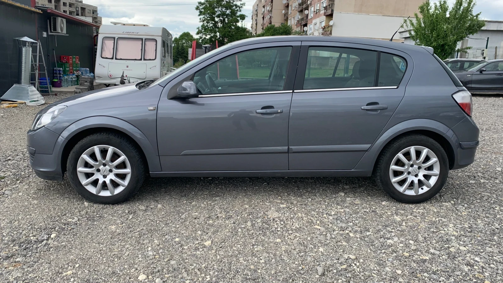 Opel Astra 1.6i* 105HP - изображение 7