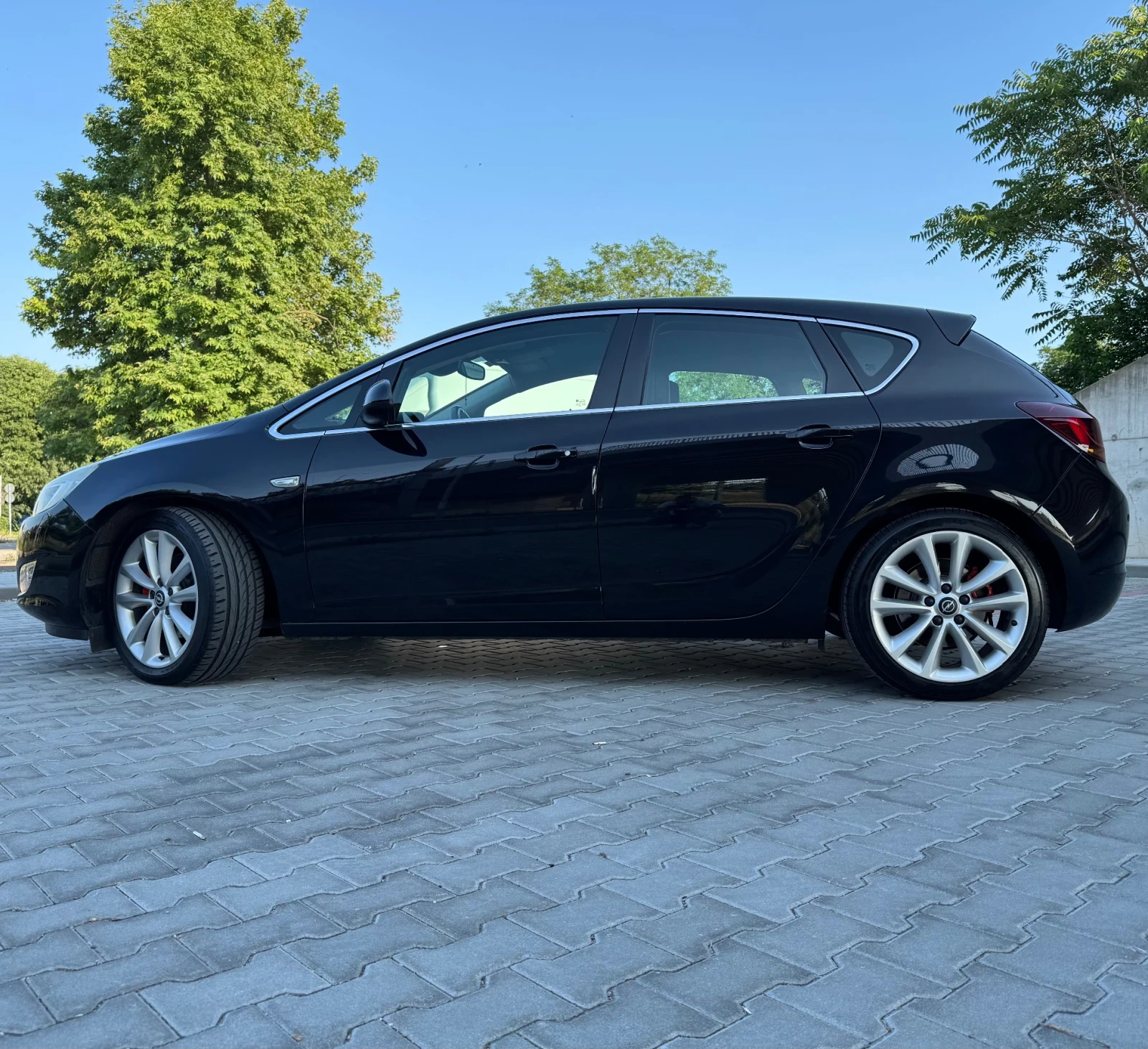 Opel Astra Opel Astra 1.7 CDTI 2010 - изображение 4