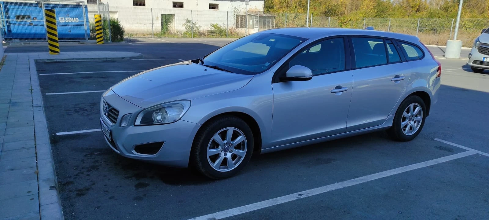 Volvo V60  - изображение 2