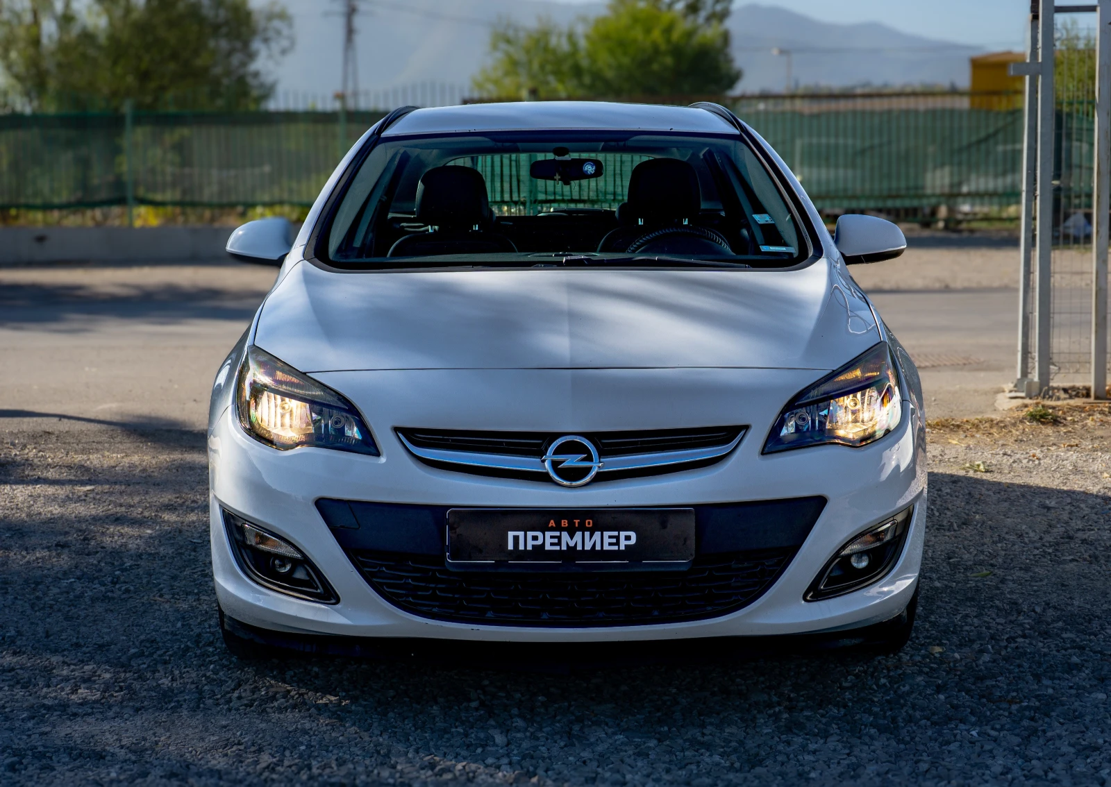 Opel Astra 1.7 CDTI ТОП СЪСТОЯНИЕ РЕАЛНИ КИЛОМЕТРИ!!!! - изображение 2