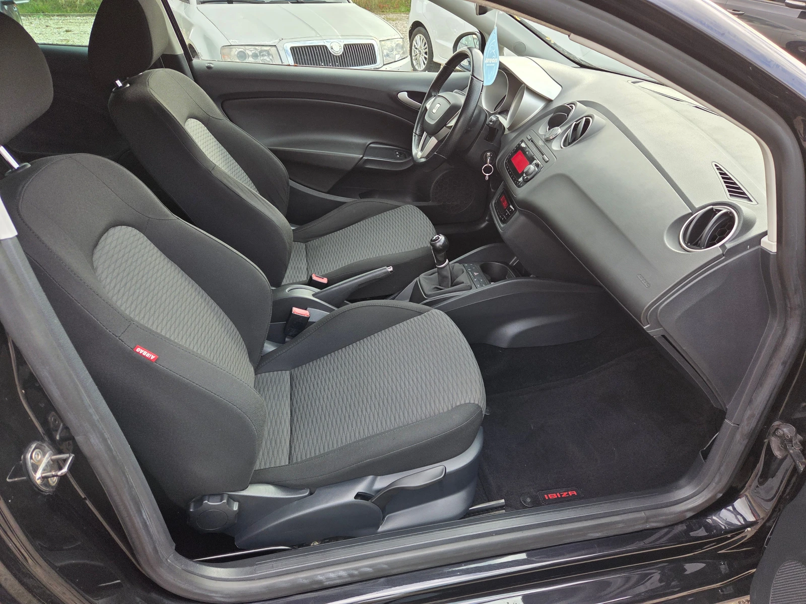 Seat Ibiza 1.6TDI | Mobile.bg   10