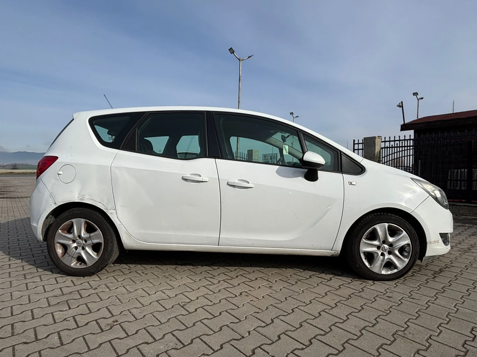 Opel Meriva / 1.6D / 95 HP / EURO 6 / - изображение 6