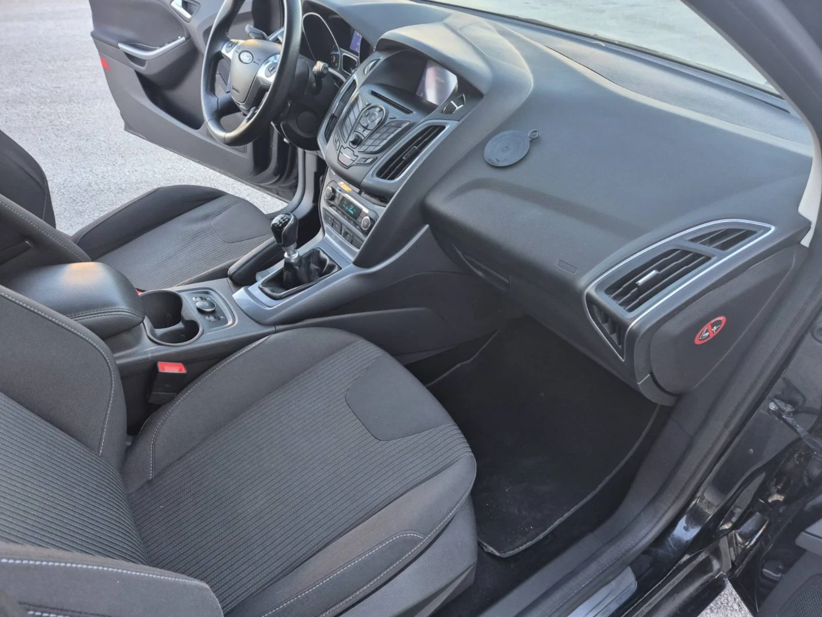 Ford Focus Titanium  - изображение 10