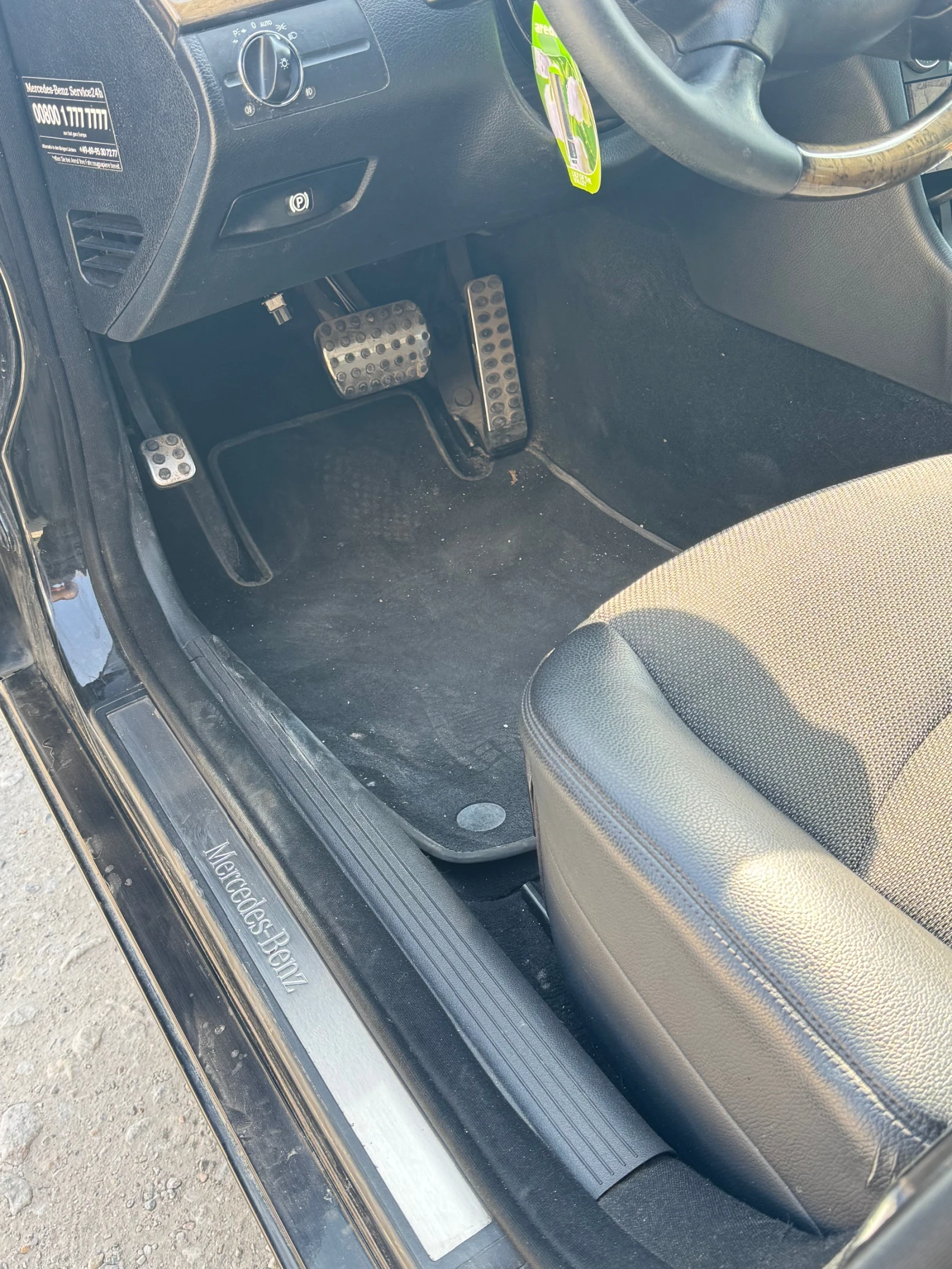 Mercedes-Benz E 280, снимка 15 - Автомобили и джипове - 53878480