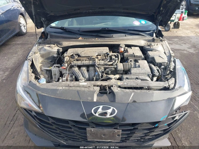 Hyundai Elantra 2.0L I-4 DOHC, VVT, 147HP Front Wheel Drive | Mobile.bg � ����������� 10