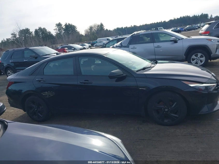 Hyundai Elantra 2.0L I-4 DOHC, VVT, 147HP Front Wheel Drive | Mobile.bg � ����������� 13