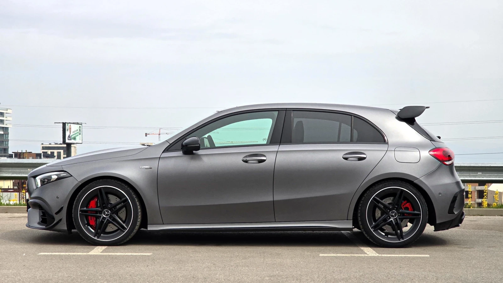 Mercedes-Benz A45 AMG S 4MATIC+ / 421HP / BUCKETSEATS / FULL, снимка 4 - Автомобили и джипове - 54208170