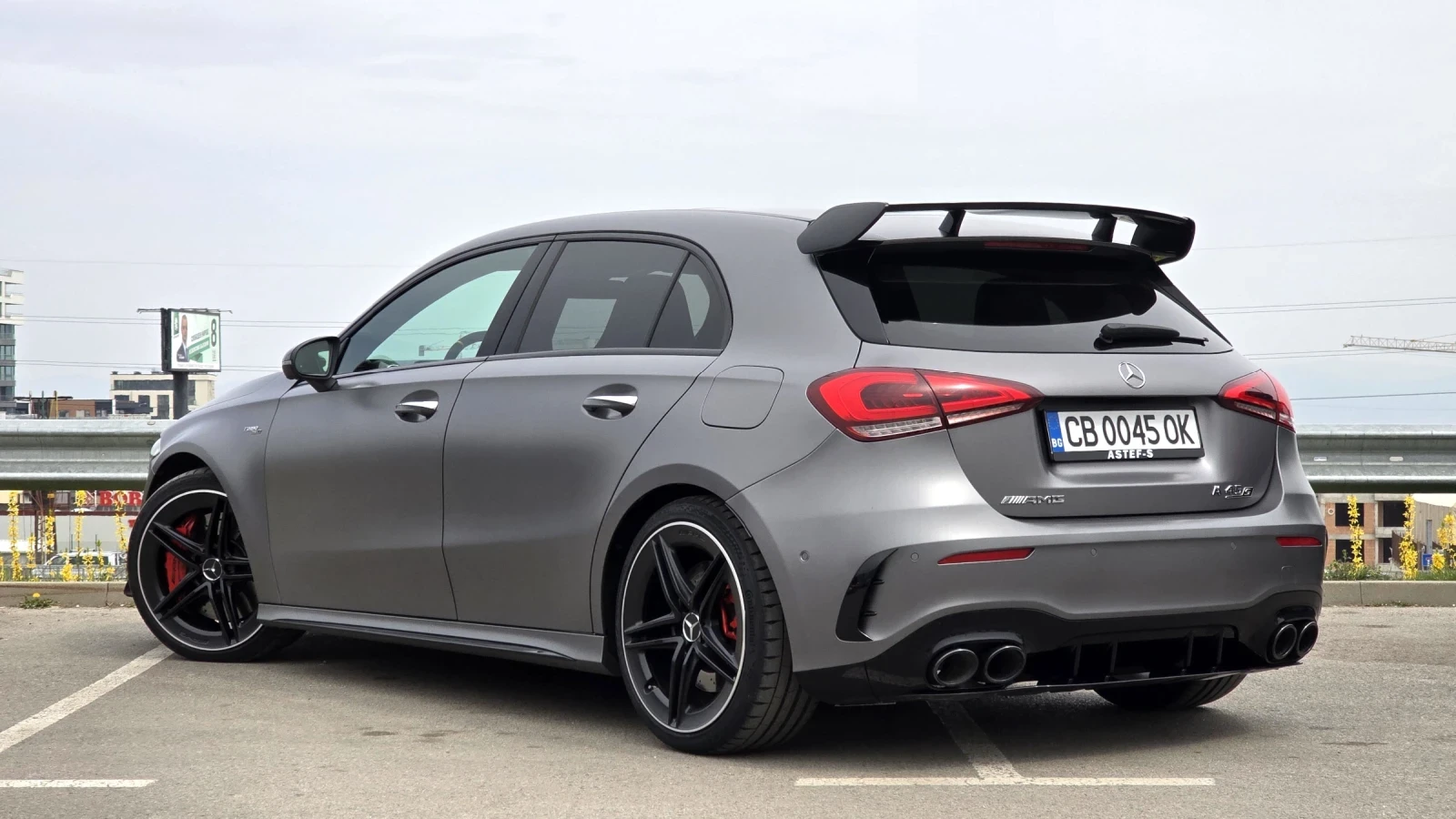 Mercedes-Benz A45 AMG S 4MATIC+ / 421HP / BUCKETSEATS / FULL, снимка 6 - Автомобили и джипове - 54208170