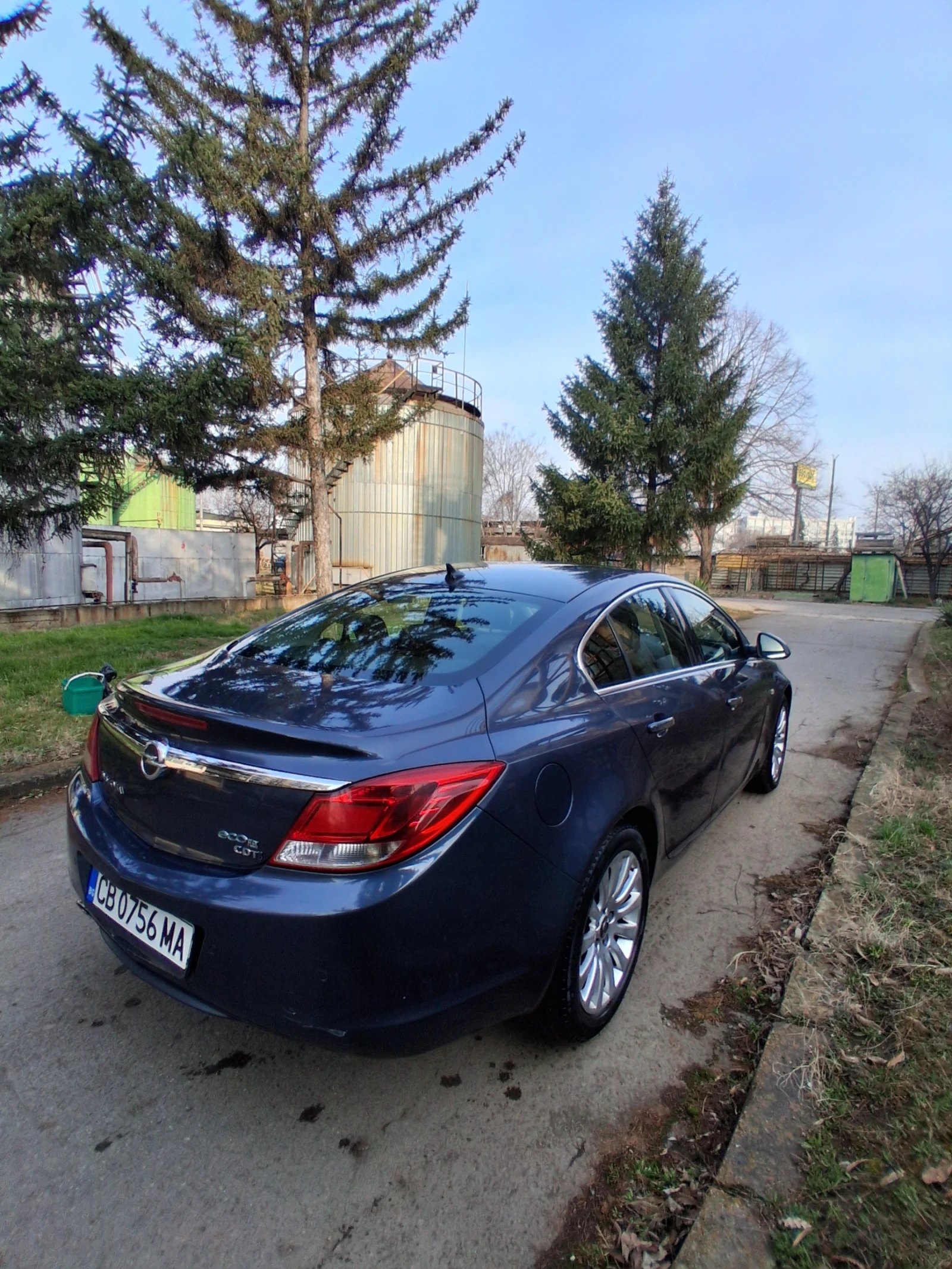 Opel Insignia, снимка 6 - Автомобили и джипове - 54527191