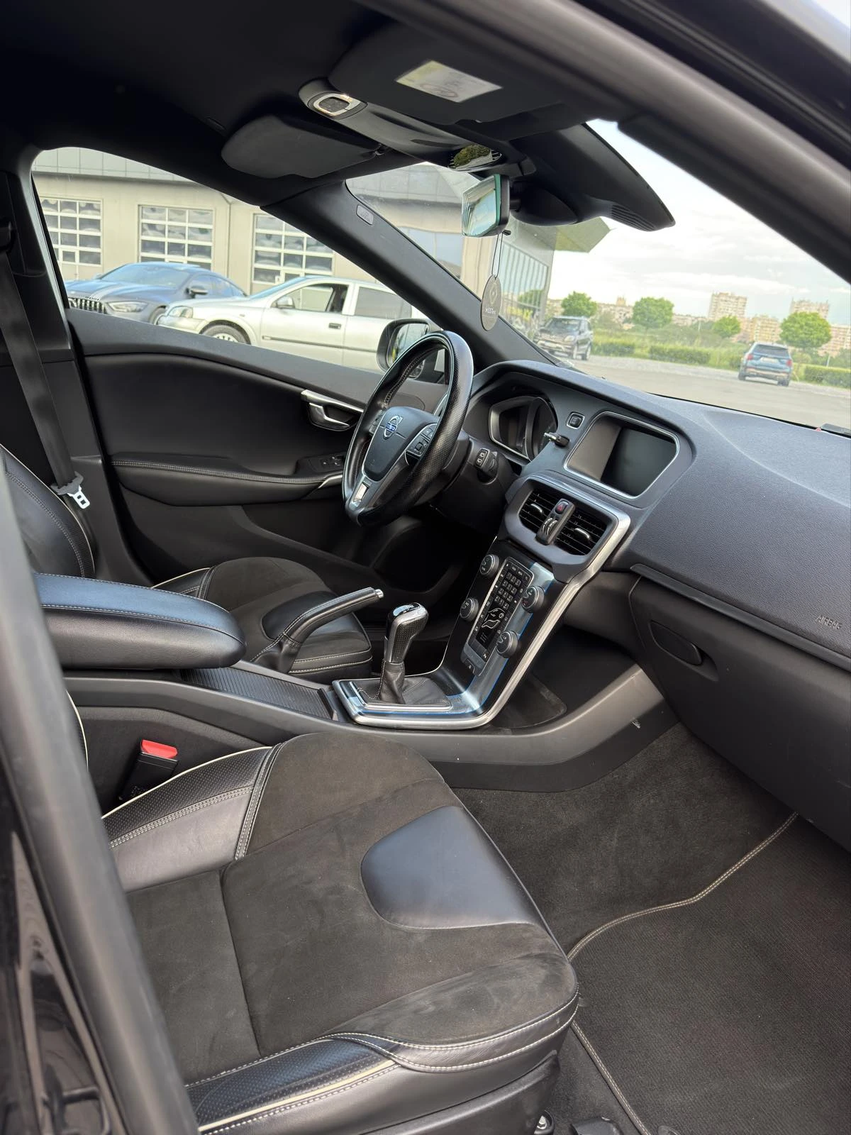 Volvo V40 2.0 R-Design | Mobile.bg � ����������� 7