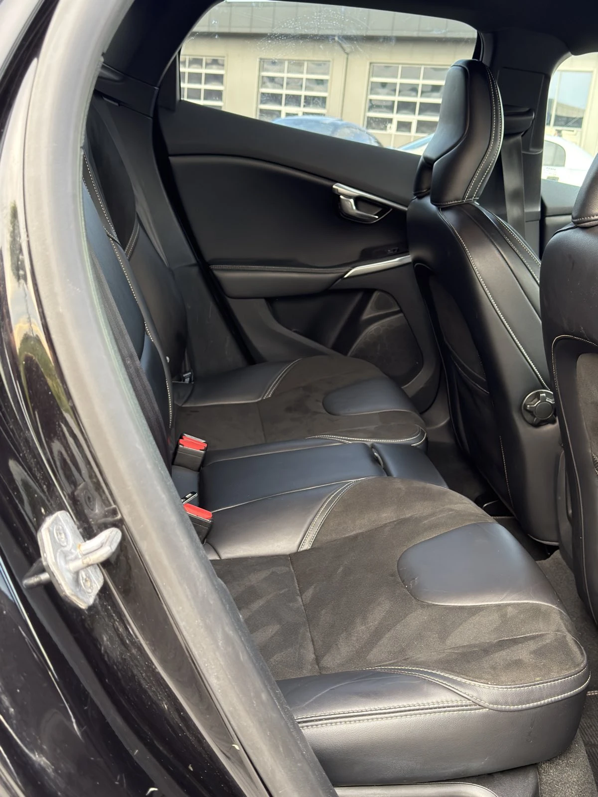 Volvo V40 2.0 R-Design | Mobile.bg � ����������� 11